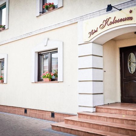 Hotel Koloseum Turek Kültér fotó